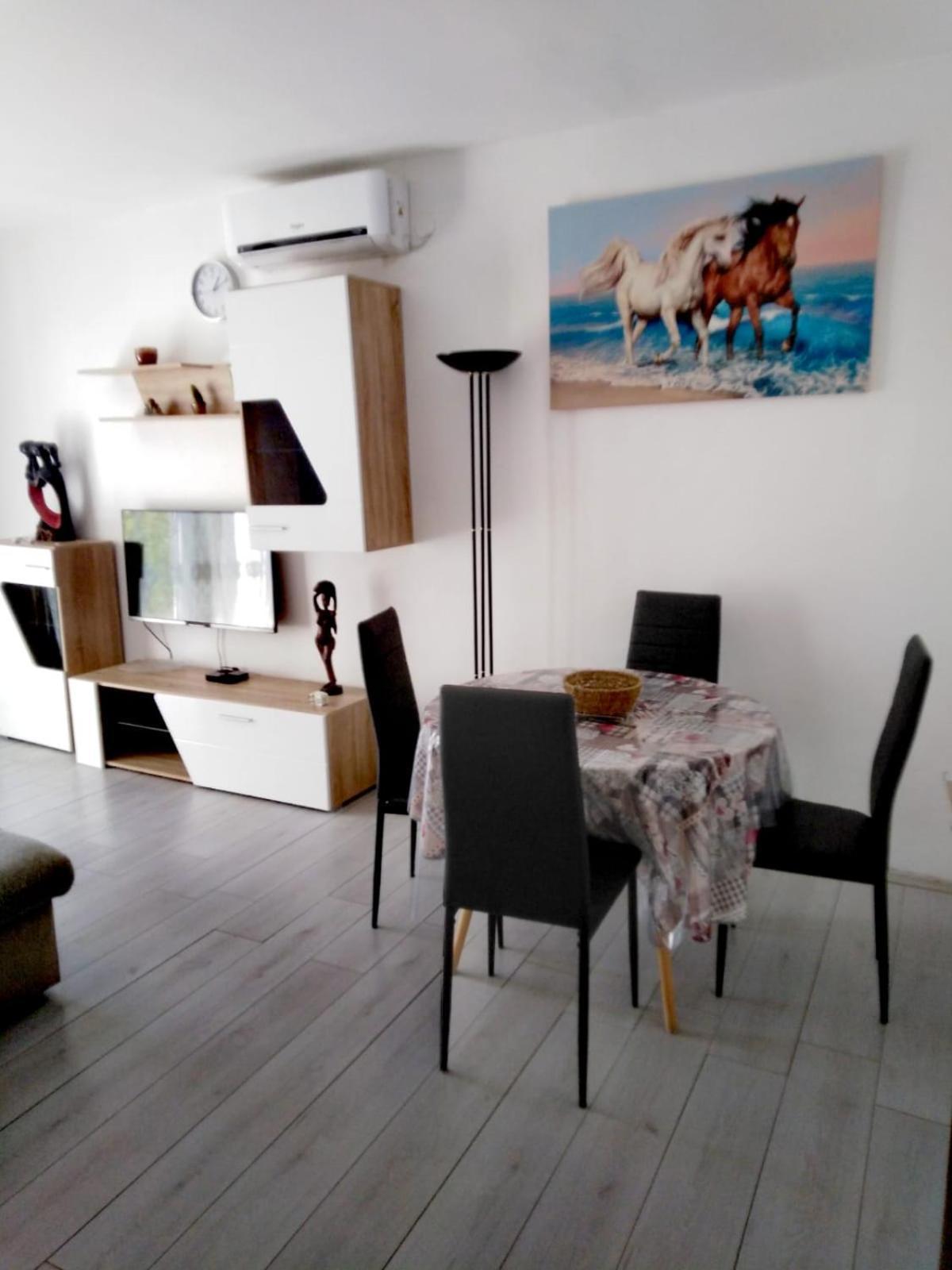 Banin Hotel สกราดิน ภายนอก รูปภาพ