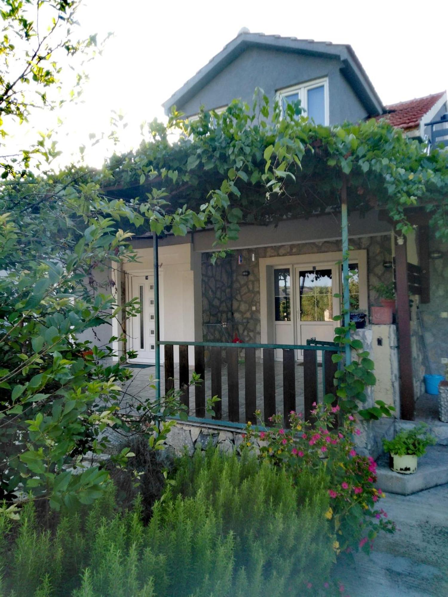 Banin Hotel สกราดิน ภายนอก รูปภาพ