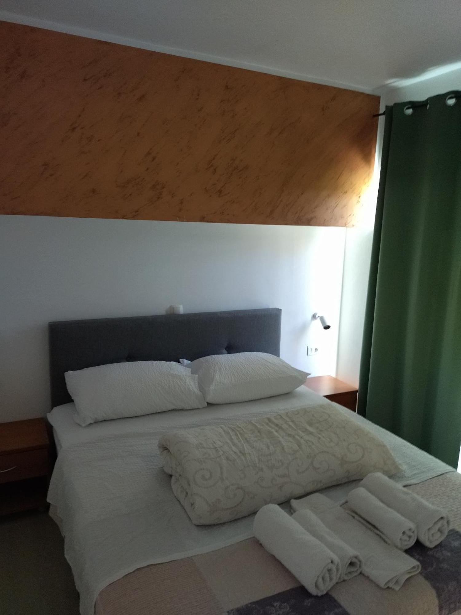 Banin Hotel สกราดิน ห้อง รูปภาพ